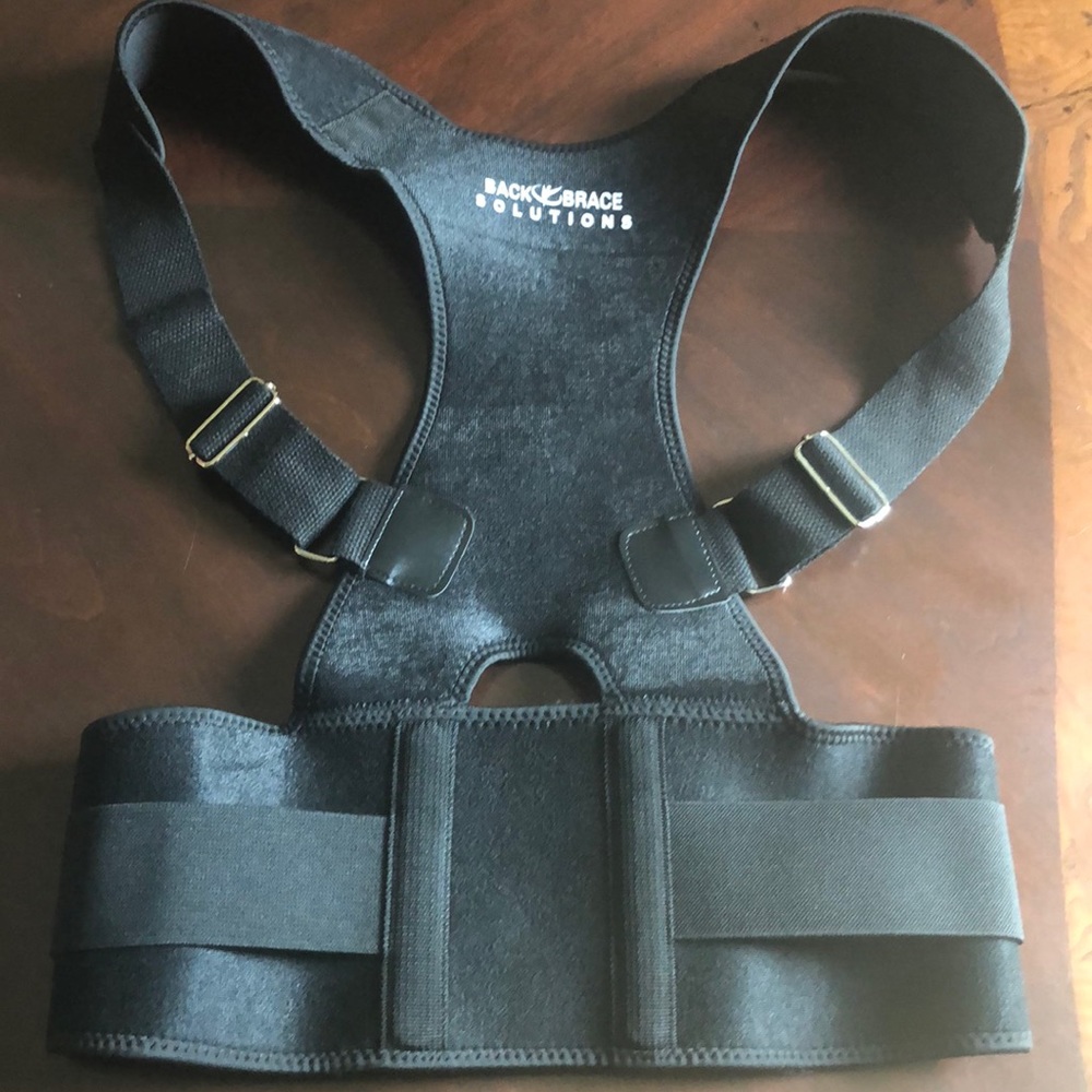 BACK BRACE SOLUTIONS size M